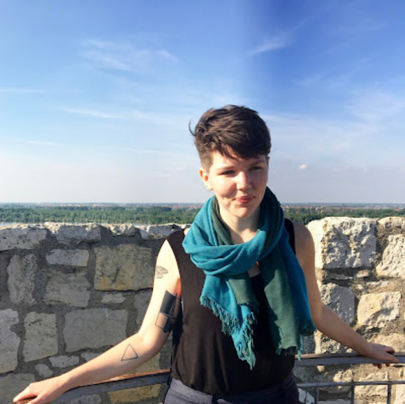 Meet your Posher, Madeleine - Picture 1 of 1